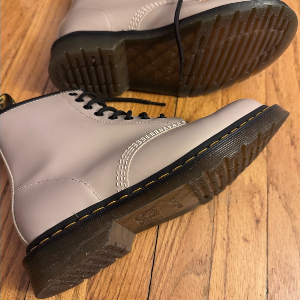 Dr Marten beige Lace-Up Ankle Boots - Picture 3 of 4